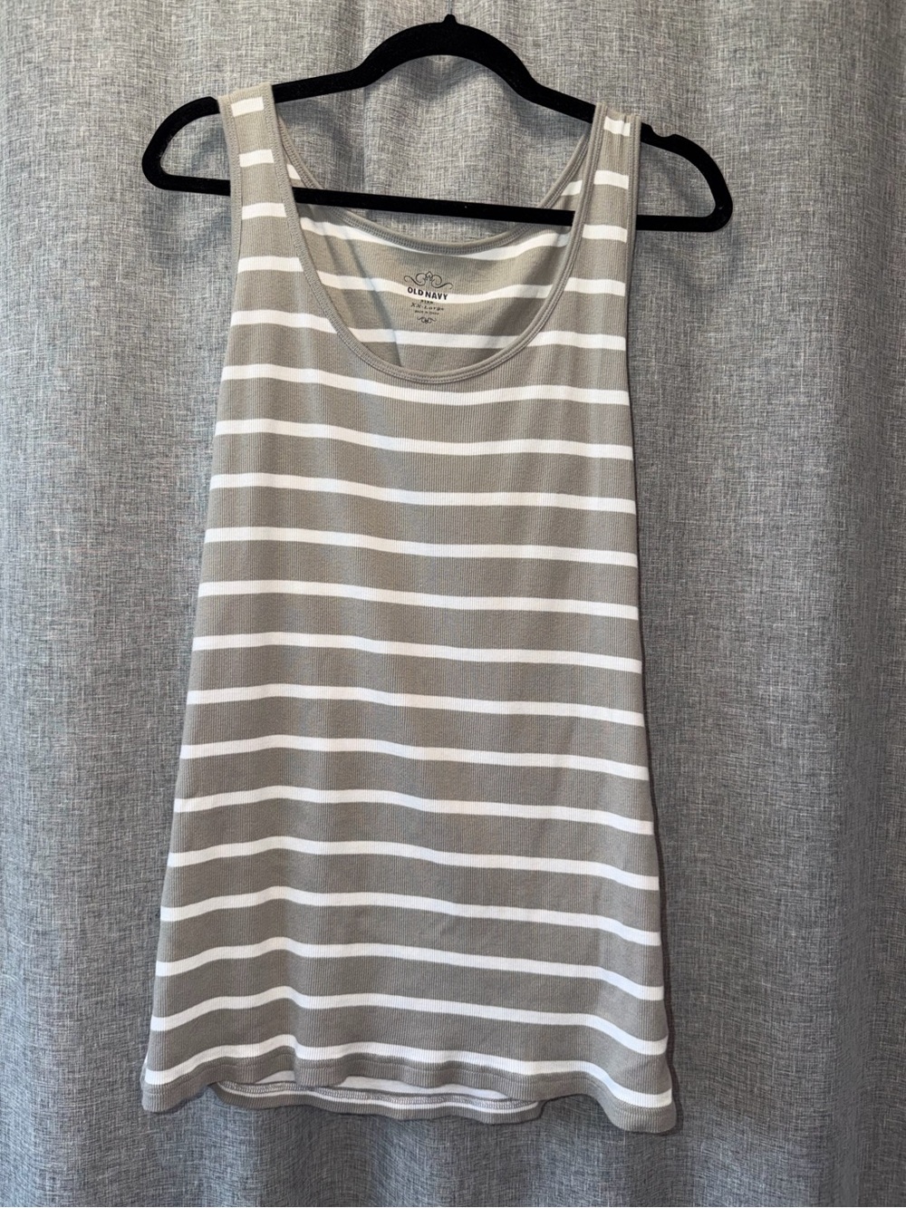 Old Navy Striped Gray & White Tank XXL